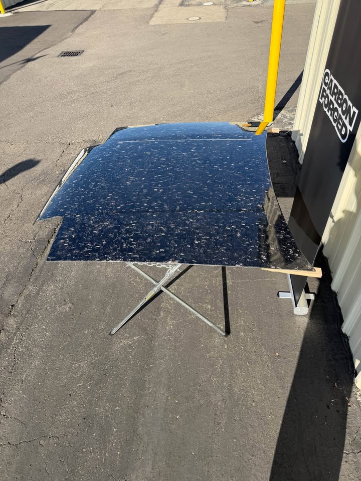 Toyota Corolla AE86 - Hood