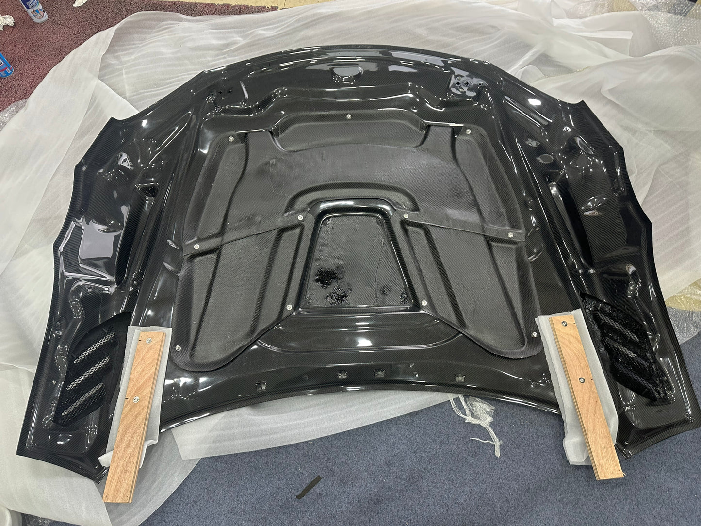 Toyota Supra MK5 - Vented Hood